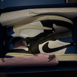 Jordan 1 retro low OG SP Fragment x Travis Scott